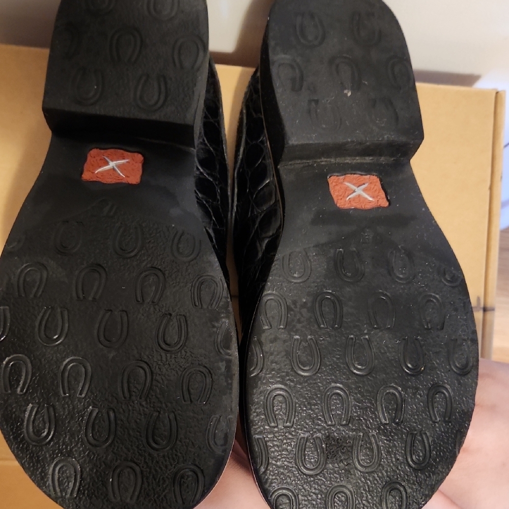 Twisted X Black CROC Embossed Mules - Picture 4 of 8